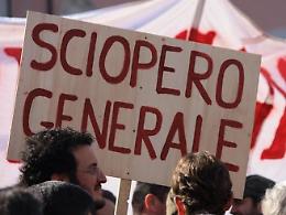 Sciopero nelle scuole e università: «Per un contratto giusto e un lavoro stabile»