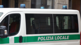 Investe un pedone e scappa: rintracciato grazie alle telecamere
