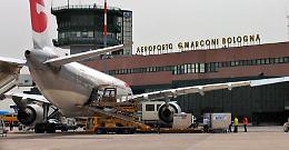 Bologna, caos all'aeroporto Marconi per un cantiere a sorpresa (e durerà a lungo)