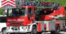 Incendio in via de' Carbonesi: evacuata una residenza per anziani