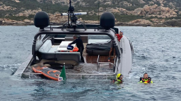 Tragedia sfiorata in Corsica: lo yacht della famiglia Magli colpisce uno scoglio non segnalato e affonda