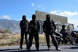 Venezuela e l'incubo Colectivos: cosa sono e come seminano il terrore
