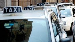 Bologna: nuove tariffe taxi e innovazioni tecnologiche per il 2025