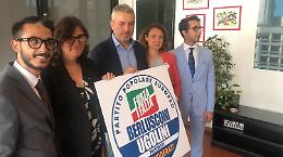 Oggi parte la corsa, col nuovo simbolo di Forza Italia