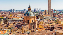 Boom del mercato immobiliare a Bologna, tra prezzi in crescita e opportunità di carriera