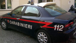 Bologna: picchiano un operatore e gli rubano 50 euro