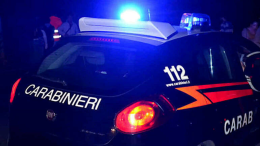  Rio Saliceto: sorpreso in un giardino privato, minaccia con un coltello la vittima