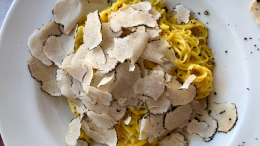 "Tartòfla": un viaggio nei profumi e sapori del tartufo bianco 