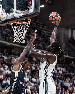 Virtus Bologna cade di misura contro l'ASVEL: rimonta vanificata nel finale