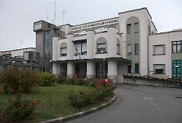 Ferrara: indagini su due morti sospette in ospedale, infermiere sotto accusa
