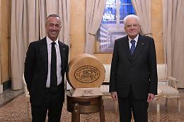 Parmigiano Reggiano: 90 anni di eccellenza celebrati a Parma con Mattarella