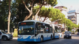 Disagi nei trasporti pubblici: «Gli autisti vanno pagati di più»