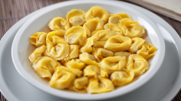 Un pranzo solidale per sostenere le donne nella loro battaglia contro i tumori
