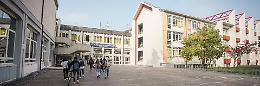 Spray al peperoncino all'Istituto Barozzi: evacuata la succursale di Via Rainusso