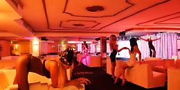 Lady  Godiva, 19 misure cautelari: prostituzione e spaccio nel nightclub di Rimini