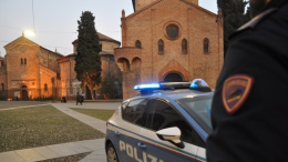 Blitz antidroga a Bologna: arrestato corriere con oltre 15 kg di cocaina 