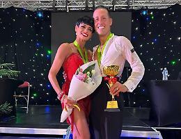 Trionfo mondiale nel ballo latino americano: Giovanni Cavallo e Maldivia Polini brillano ai World Championship CSIT 2024 di Toronto