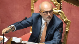 Portiamo 10mila infermieri dall'India: il piano Schillaci
