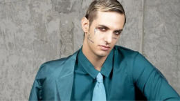 Achille Lauro lancia la Fondazione "Ragazzi Madre" per sostenere i giovani in difficoltà