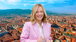 Giorgia Meloni si genuflette alla cultura woke