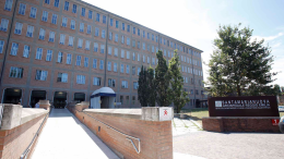 Aggressione al pronto soccorso: denunciato un 16enne a Reggio Emilia