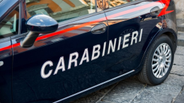 Furto notturno a Reggio Emilia: colpo in un negozio di telefonia