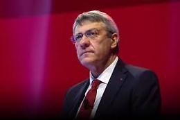 L'allarme della Cgil: "In Ucraina a un passo dalla guerra totale"