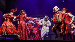 Il magico "A Christmas Carol" di Dickens in scena a Bologna: un grande musical natalizio