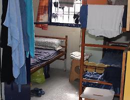 La protesta di Bologna contro il sistema carcerario: "Non possiamo più contare i morti"
