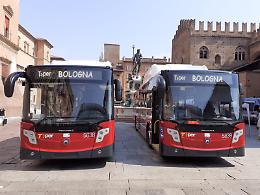 Caos trasporti a Bologna: la linea 21 è il simbolo del disagio
