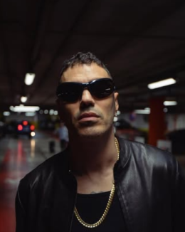 Marracash è tornato: lancia il settimo album 'È Finita la Pace' e si prepara a una tournée storica negli stadi