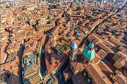 Affitti a Bologna: dinamiche di un mercato in evoluzione tra prezzi in salita e zone esclusive