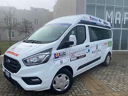 Consegnato un pulmino ai centri ASP di Finale Emilia per migliorare i servizi di trasporto dei centri riabilitativi e per anziani