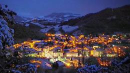 Gli eventi imperdibili del Villaggio di Natale di Corniolo, tra trekking, concerti e spettacoli