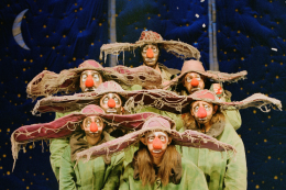 Il leggendario spettacolo di Slava Polunin incanta Bologna per il Gran Gala di Capodanno al Teatro Duse