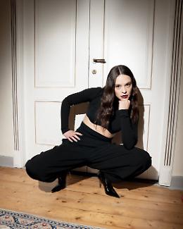 Francesca Michielin accende Riccione e l'arrivo dell'anno nuovo a ritmo di musica rock
