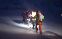 Due alpinisti dispersi sul Gran Sasso: soccorsi ostacolati da condizioni meteo avverse