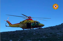 Alpinisti dispersi sul Gran Sasso: le ricerche riprendono con elicottero e sonar Recco
