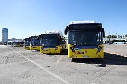 41enne ghanese si rifiuta di scendere dal bus, interviene la Polizia Locale di Modena