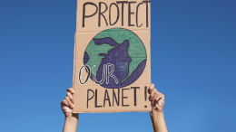 "Ecososteniamoci": affrontare l'ecoansia attraverso il dialogo e la consapevolezza