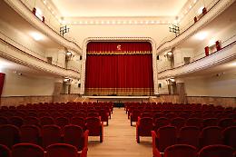 Il Teatro Carani di Sassuolo offre grandi storie con film e proiezioni esclusive per l'anno nuovo 
