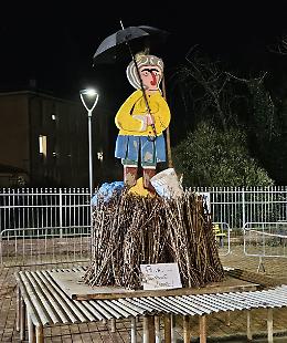 Capodanno polemico: Meloni al rogo