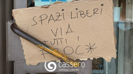 Bologna, scritte omofobe e vandalismo: "Spazi liberi, via tutti i froc*"