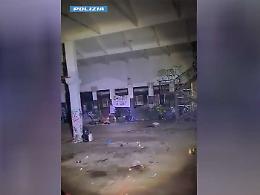 Rave di Capodanno a Bologna: settanta fogli di via per partecipanti ed organizzatori