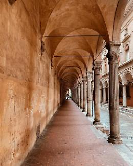 Il portico più lungo del mondo è in Italia e si trova a Bologna