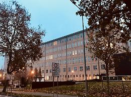 Un giovane in escandescenza assale il personale sanitario del Pronto Soccorso del Santa Maria Nuova