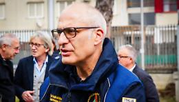 Al primo incontro, Curcio porta soldi a imprese e privati