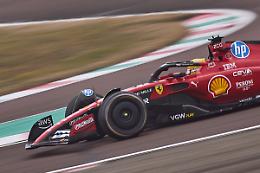 Incidente di Hamilton con la Ferrari: pilota illeso, la macchina ha subito gravi danni