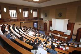 Università di Bologna: crescono gli iscritti e gli studenti internazionali