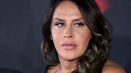 Karla Sofia-Gascón si ritira dagli Oscar: lo scandalo dei tweet razzisti offusca il suo percorso artistico